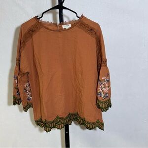 Umgee adorable Burnt Orange Embroidered 3/4 sleeve Crochet-Trim Peasant Top